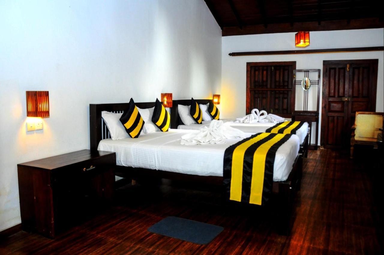 Happy Banana Hotel อูนาวาตูนา ภายนอก รูปภาพ