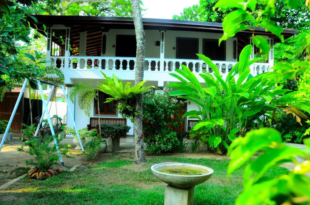 Happy Banana Hotel อูนาวาตูนา ภายนอก รูปภาพ