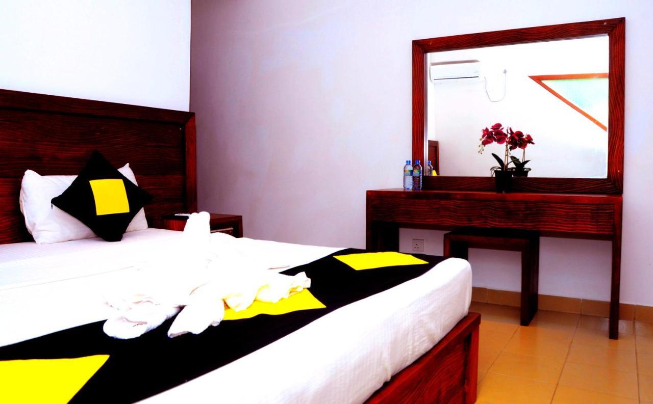 Happy Banana Hotel อูนาวาตูนา ภายนอก รูปภาพ